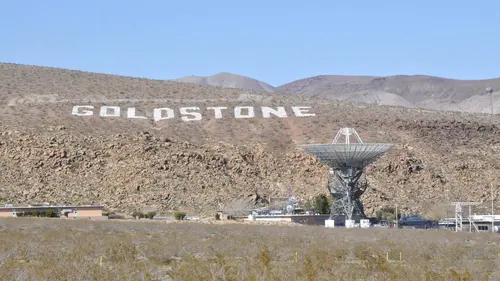 Superstructures SOS S04E05 L'Antenne de la NASA