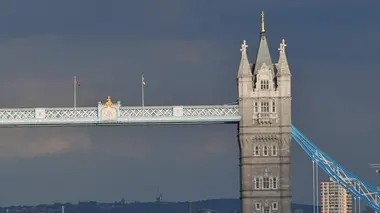 Le Tower Bridge