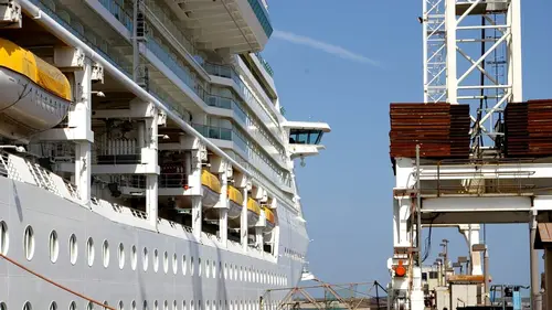 Superstructures SOS Opération croisière