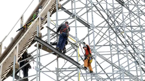 Superstructures SOS Les montagnes russes