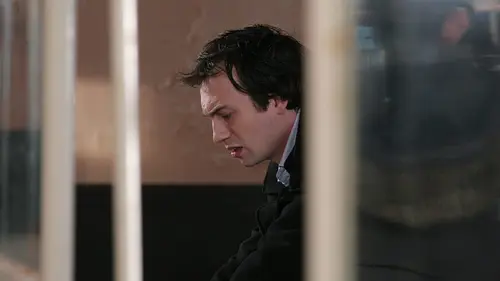 Sur le fil S01E06 Les touches noires