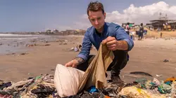 Sur le front  Où finissent nos vêtements ?