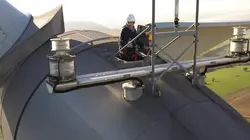 Sur le front Nucléaire, éoliennes : des voisins encombrants !