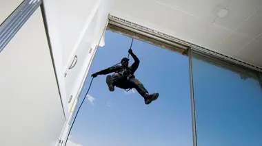 Sur le vif : vidéos insolites SWAT en action