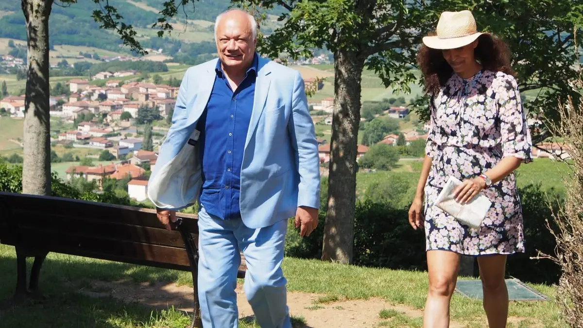 Sur les routes mythiques de France La route du Pays Lyonnais avec Eric-Emmanuel Schmitt
