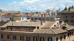 Sur les toits de Rome E01