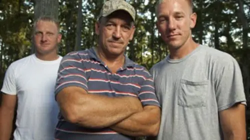 Swamp People : Chasseurs de croco S01E01 La chasse est ouverte