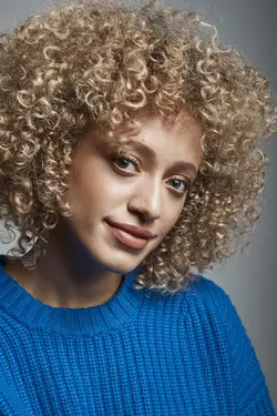 Photo Sydney Cole Alexander