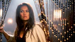 Sydney Fox, l'aventurière S02E09 Ensorcellement