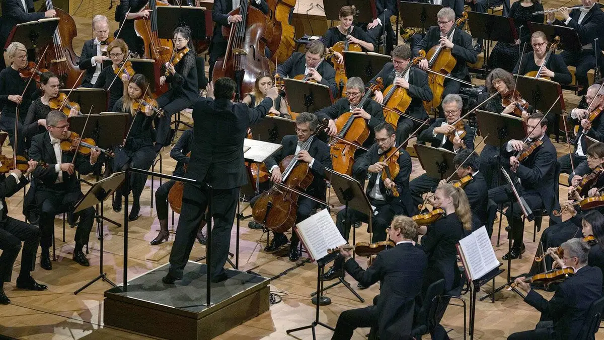 Symphonie n° 1 "Rêves d'hiver"