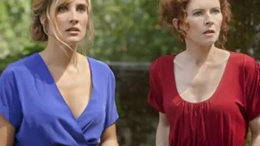 Talons aiguilles et bottes de paille