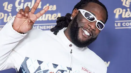 Tapis rouge Gala des pièces jaunes