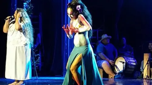 Te reo tumu, la langue maternelle