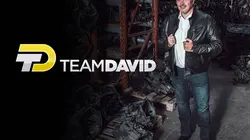 Team David S01E05 Volkswagen Cox Cab