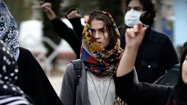 Téhéran S01E03 La fille de Yasamin