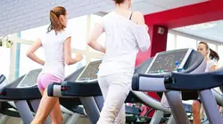 Tellement vrai Ils font tout pour rester jeunes !