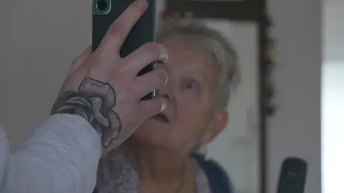 Temps Présent Faux flics mais vraies victimes