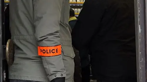 Temps présent Trafic de travailleurs, l'Eldorado suisse