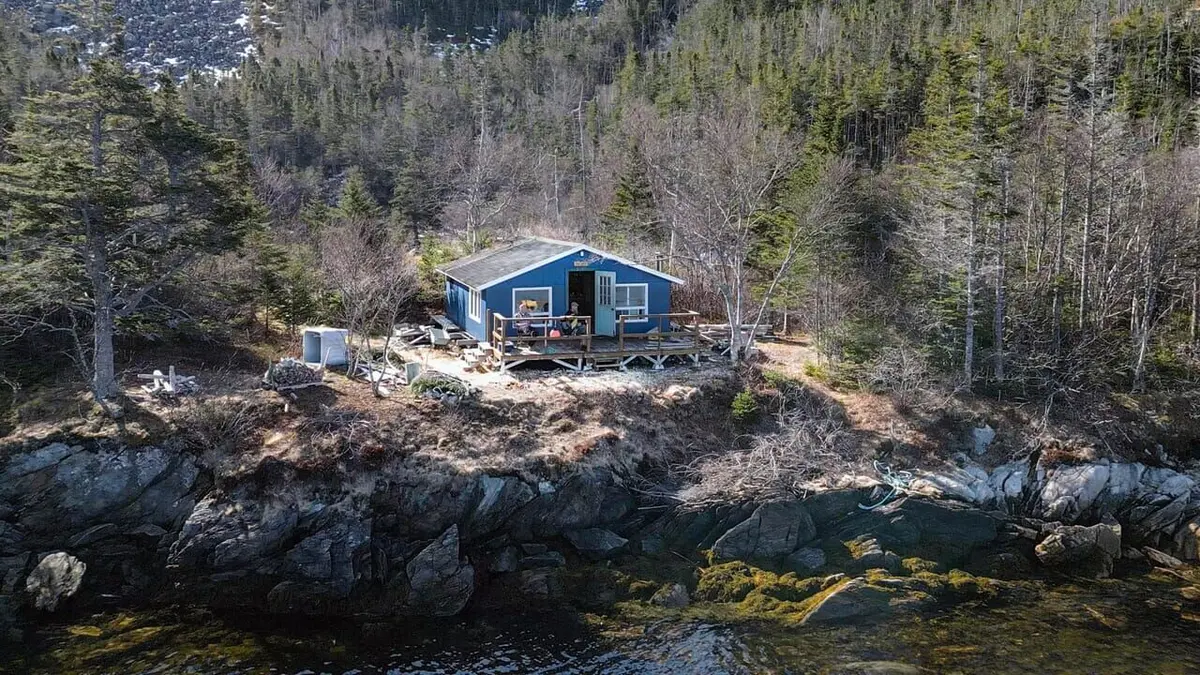 Terre-Neuve, rester ou partir ?