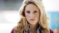 Terribles secrets S01E06 Hood