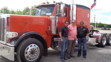 Texas Chrome: L'Empire Mendez Rush Truck