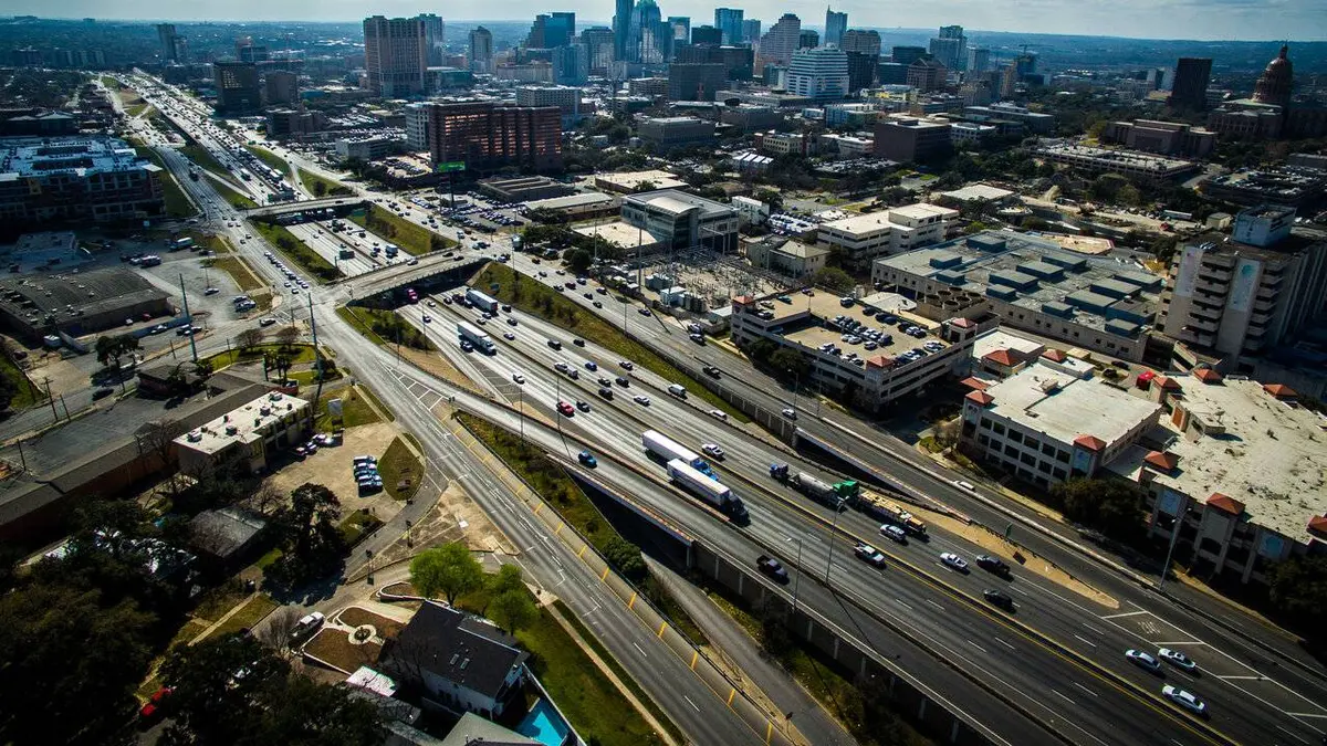 Texas : l'interstate 35, la route de tous les dangers