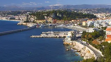 Alpes-Maritimes, entre mer et montagne