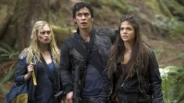 The 100 S07E09 A genoux !