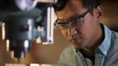 The Big Brain Theory S01E04 Robots triathlètes