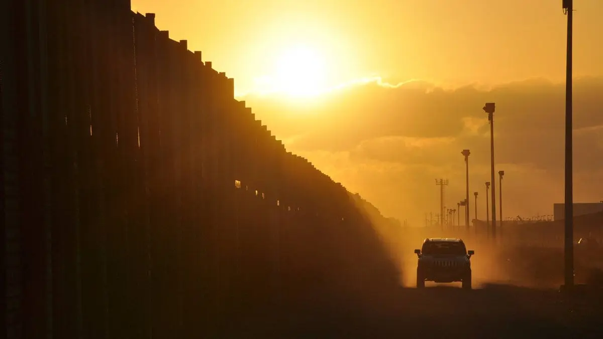 The Border S01E01 Sur la piste des clandestins en streaming