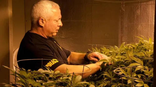 The Border S02E10 Cocaïne en haute mer