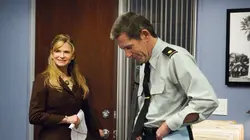 The Closer : L.A. enquêtes prioritaires S06E08 Zone de guerre