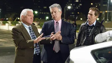 The Closer : L.A. enquêtes prioritaires S07E03 Pour quelques dollars