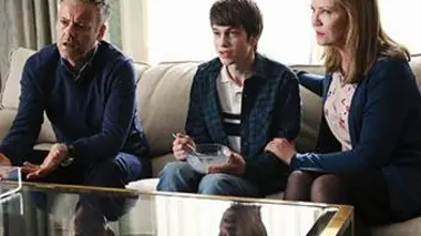 The Family S01E01 Retour à la maison