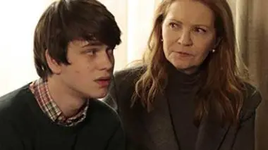The Family S01E09 A deux doigts de la vérité
