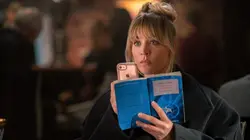 The Flight Attendant S02E01 Berlin