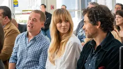 The Flight Attendant S02E02 Champignons, donuts, et nounours en streaming