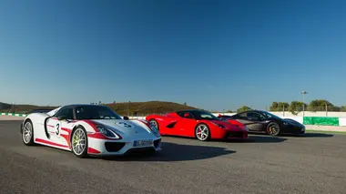 The Grand Tour Opéra, art et donuts