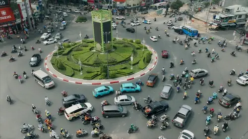 The Infinite Explorer Vietnam