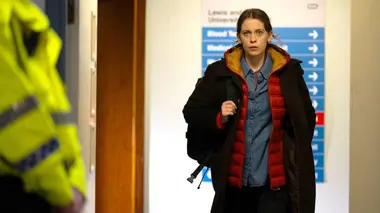 The Island S01E01
