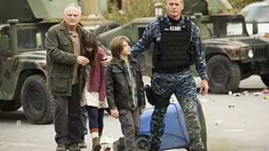 The Last Ship S02E03 L'arche du commandant