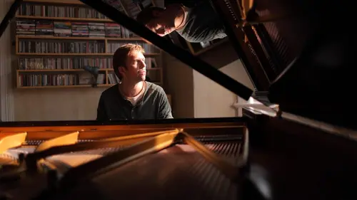 The Neighbour, de Jo Strømgren