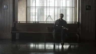The Night Of S01E01 La plage