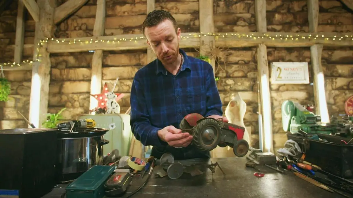 The Repair Shop : trésors à restaurer S04E29 La boussole qui avait perdu le nord