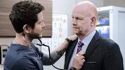 The Resident S03E04 La nuit des morts-vivants