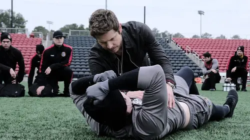 The Resident S03E13 Balle de match