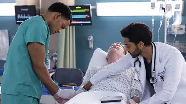 The Resident S05E10 Médecine de terrain