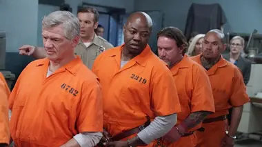 The Rookie : le flic de Los Angeles S02E06 Tous aux abris !