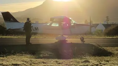 Feux effrayants et yacht fantôme