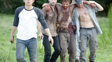 The Walking Dead S02E05 Chupacabra
